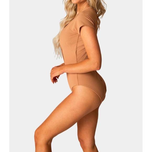 NEW BUDDYLOVE mona short sleeve one-piece swimsuit in tan - Picture 4 of 4